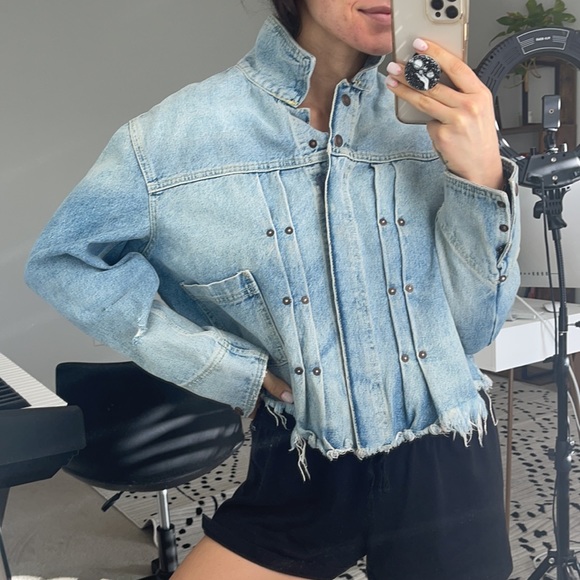 Free People Demin Zip Up with Fray - Picture 2 of 8